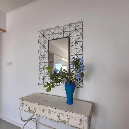 Molos Hawaii Royal - Front-line 2 Bedroom * Limasol