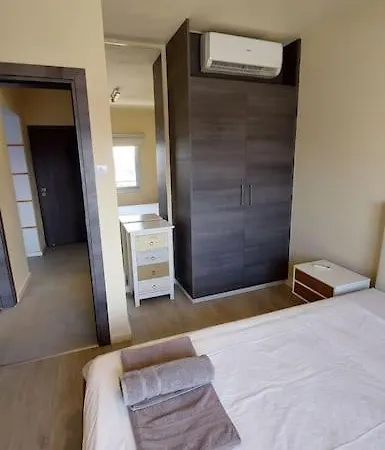 Molos Hawaii Royal - Front-line 2 Bedroom דירה לימסול