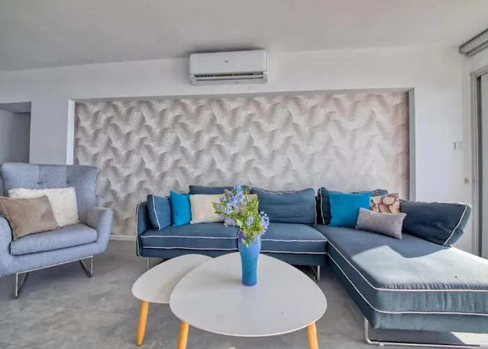 Molos Hawaii Royal - Front-line 2 Bedroom *