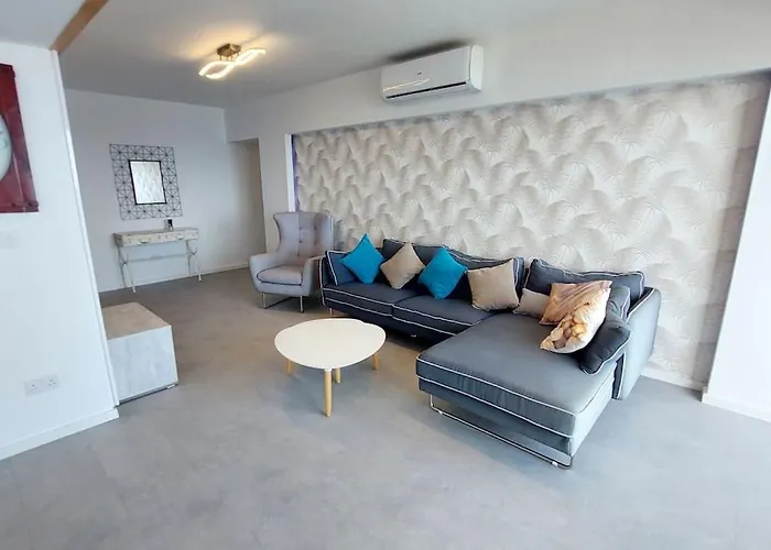 Molos Hawaii Royal - Front-line 2 Bedroom Limisso