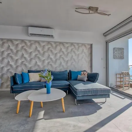 Molos Hawaii Royal - Front-line 2 Bedroom Διαμέρισμα Λεμεσός