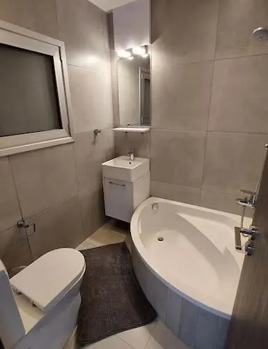 Molos Hawaii Royal - Front-line 2 Bedroom Limassol